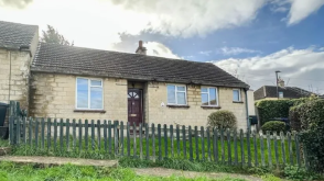 Bungalow for Modernisation in Malmesbury photo